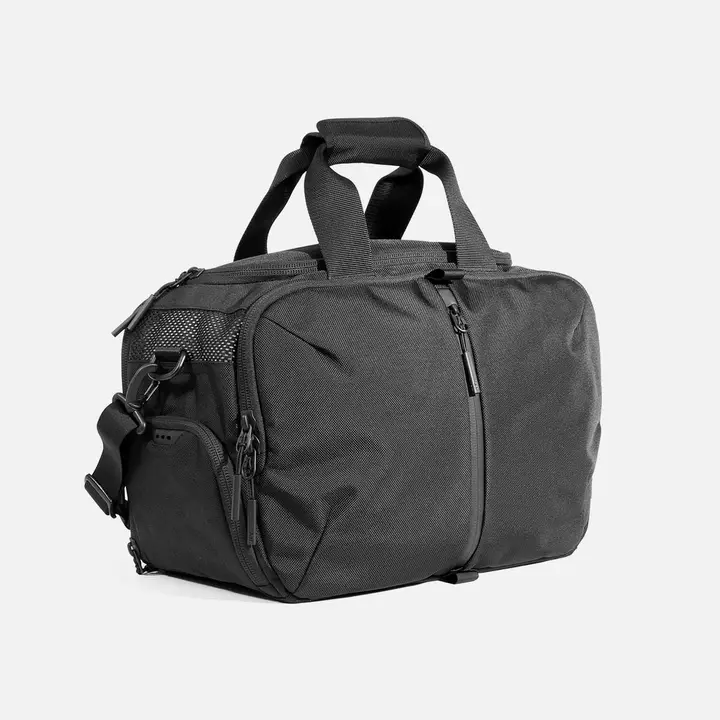 Image 2 of شنطة الجيم Aer Gym Duffel 3 — أسود